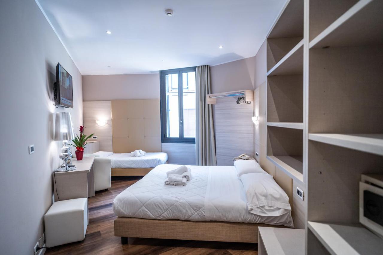 Hotel Globo Suite-Correnti Hotels Sanremo Bagian luar foto