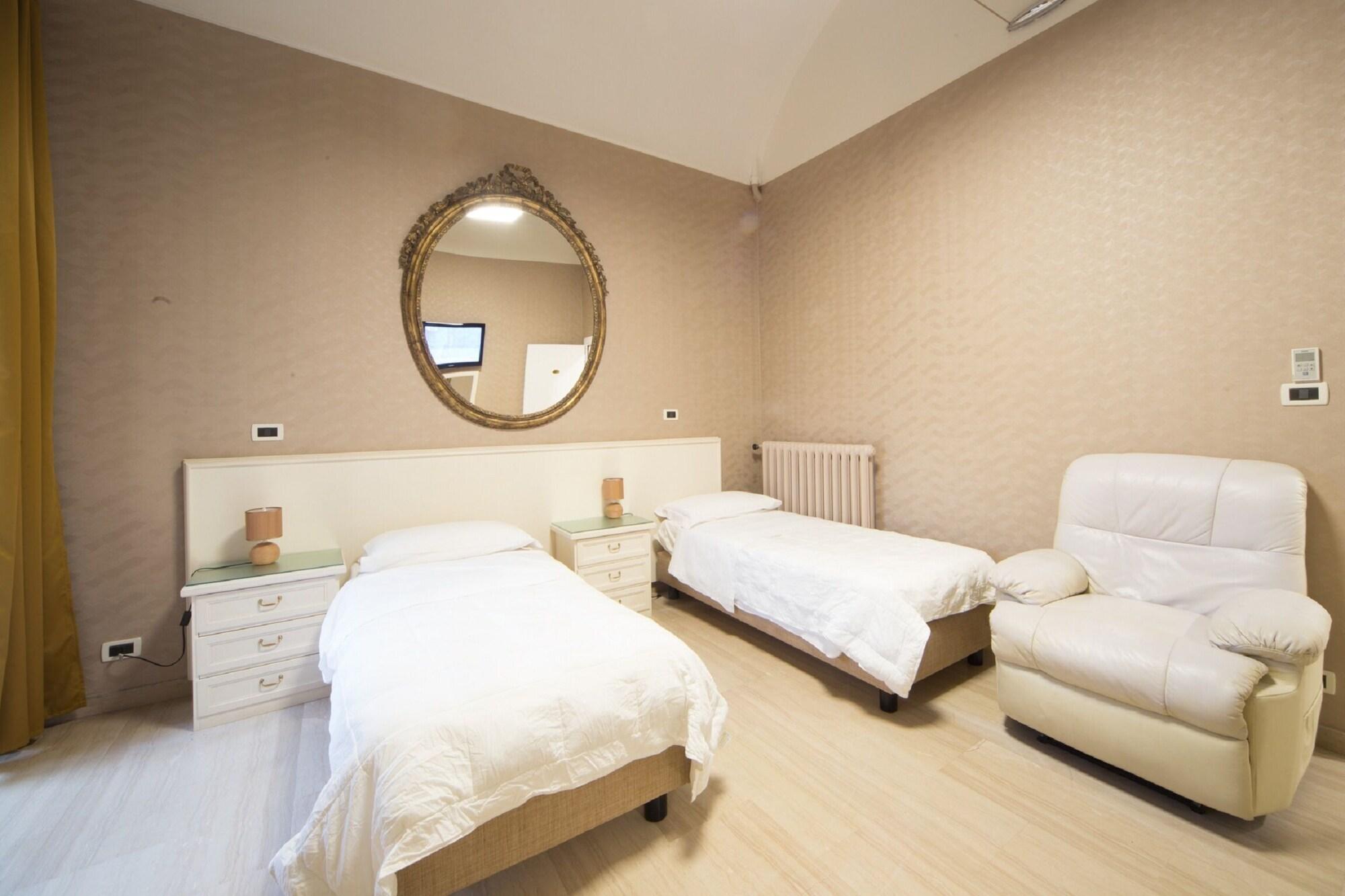 Hotel Globo Suite-Correnti Hotels Sanremo Bagian luar foto