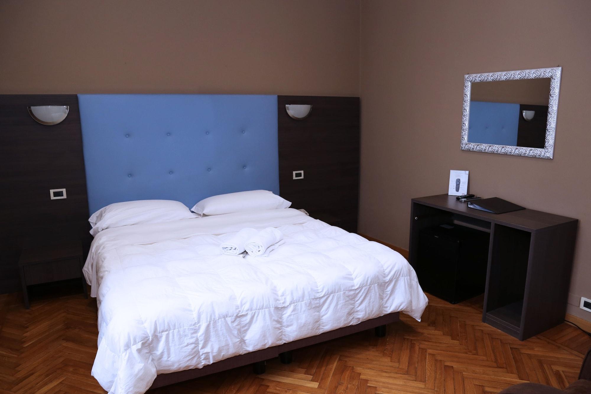 Hotel Globo Suite-Correnti Hotels Sanremo Bagian luar foto