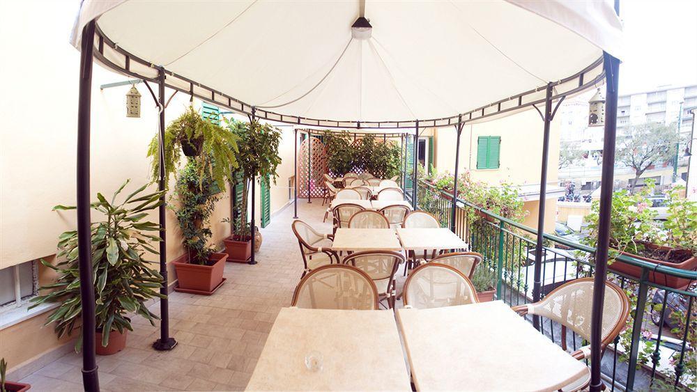 Hotel Globo Suite-Correnti Hotels Sanremo Bagian luar foto